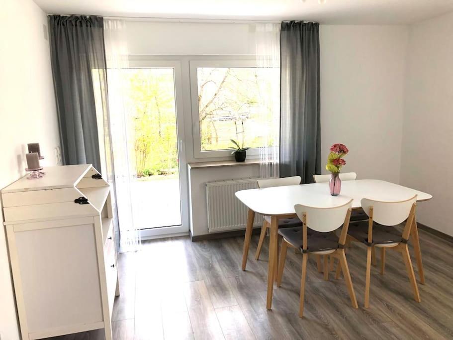 Schoene Ferienwohnung Direkt Am Neckar Deisslingen Экстерьер фото